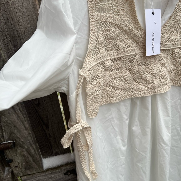 👗Annie wear white dress with crochet vest - Picture 8 of 13